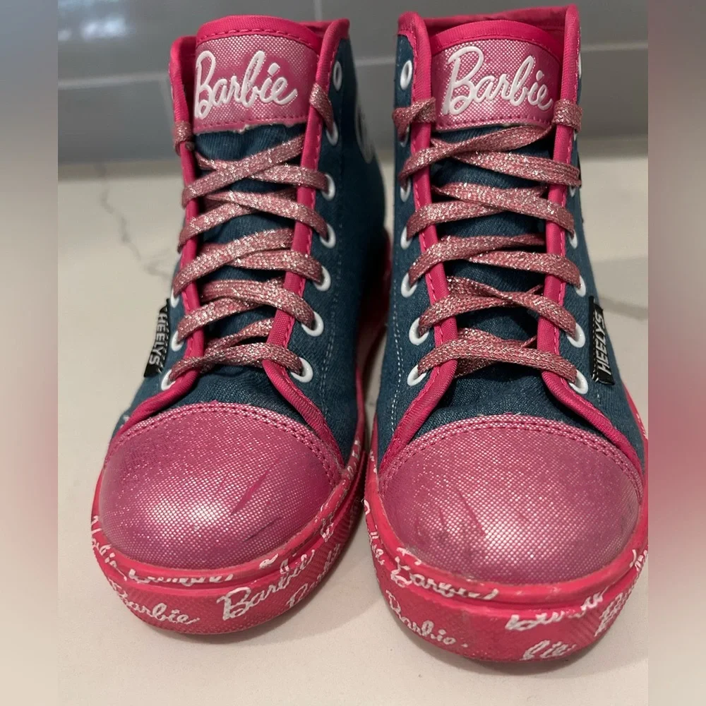HEELYS Youth Kids Barbie‎ Hustle High Top Wheels Skate Sneaker Shoes 3 Big Kid